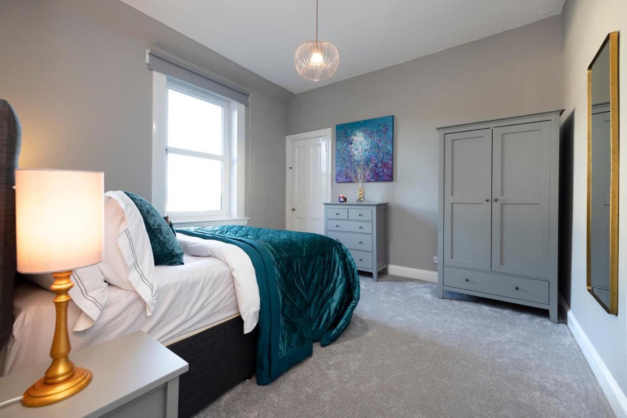 Stylish George Street Apartment Peebles Exteriér fotografie